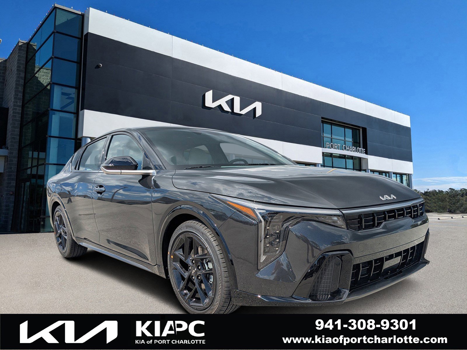 2025 Kia K4 GT-Line Turbo's photo