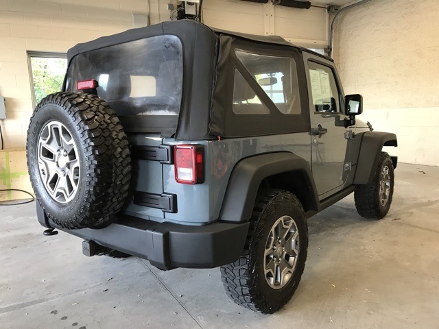 2014 Jeep Wrangler Rubicon photo 3