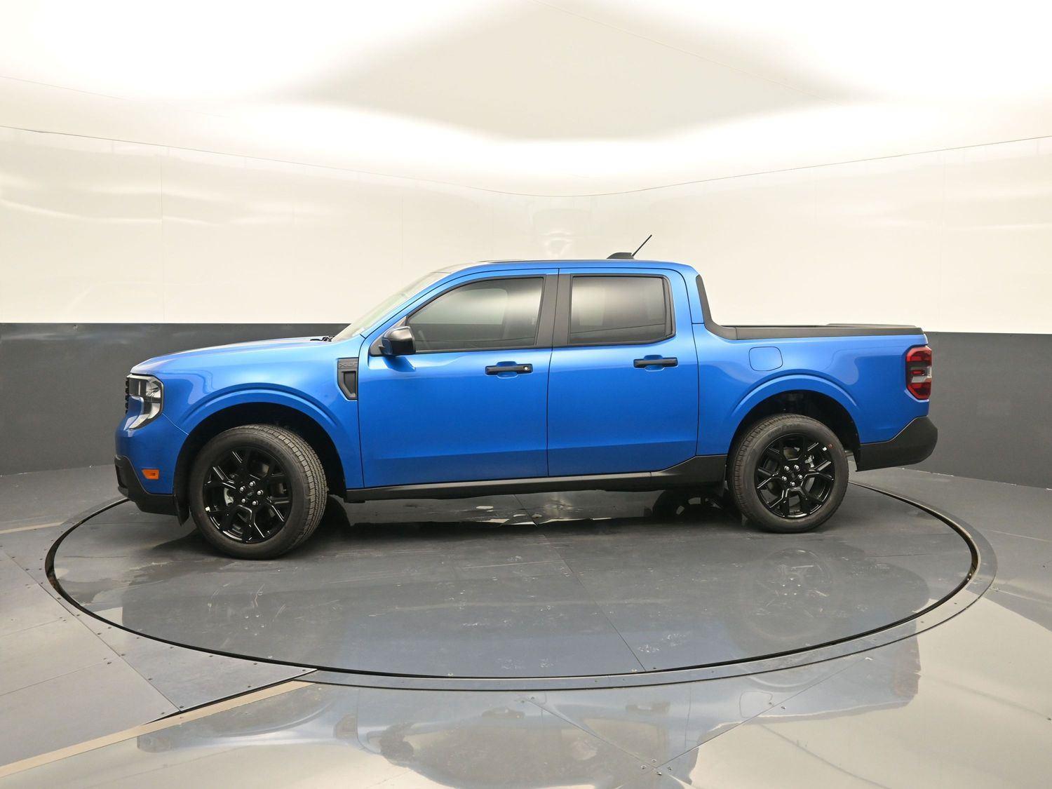 2025 Ford Maverick XLT's photo