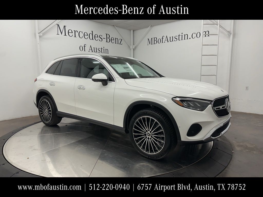 2026 Mercedes-Benz GLC Base's photo