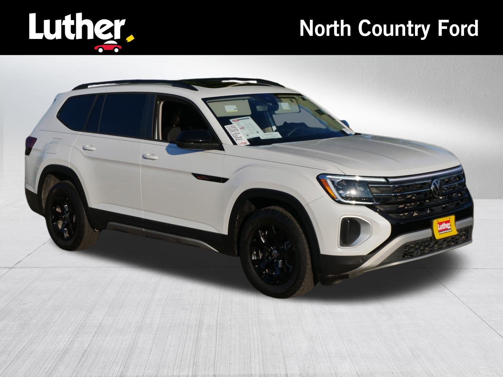 2024 Volkswagen Atlas Atlas Peak Edition's photo