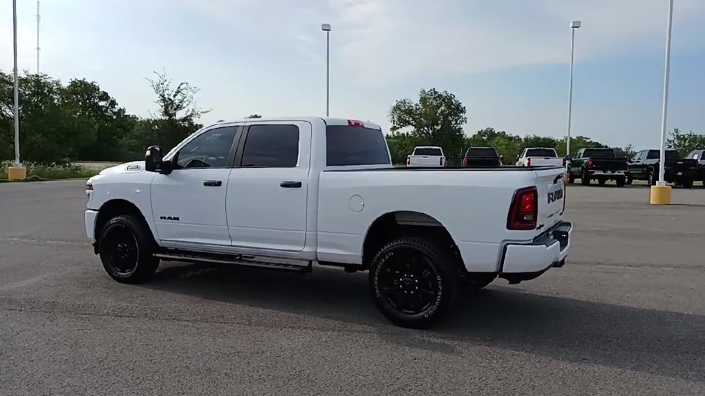 2025 Ram 2500 Big Horn photo 4