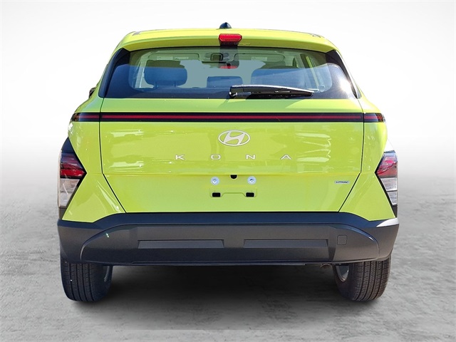 2026 Hyundai Kona SE photo 3