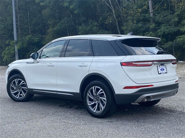 2025 Lincoln Corsair Premiere photo 5