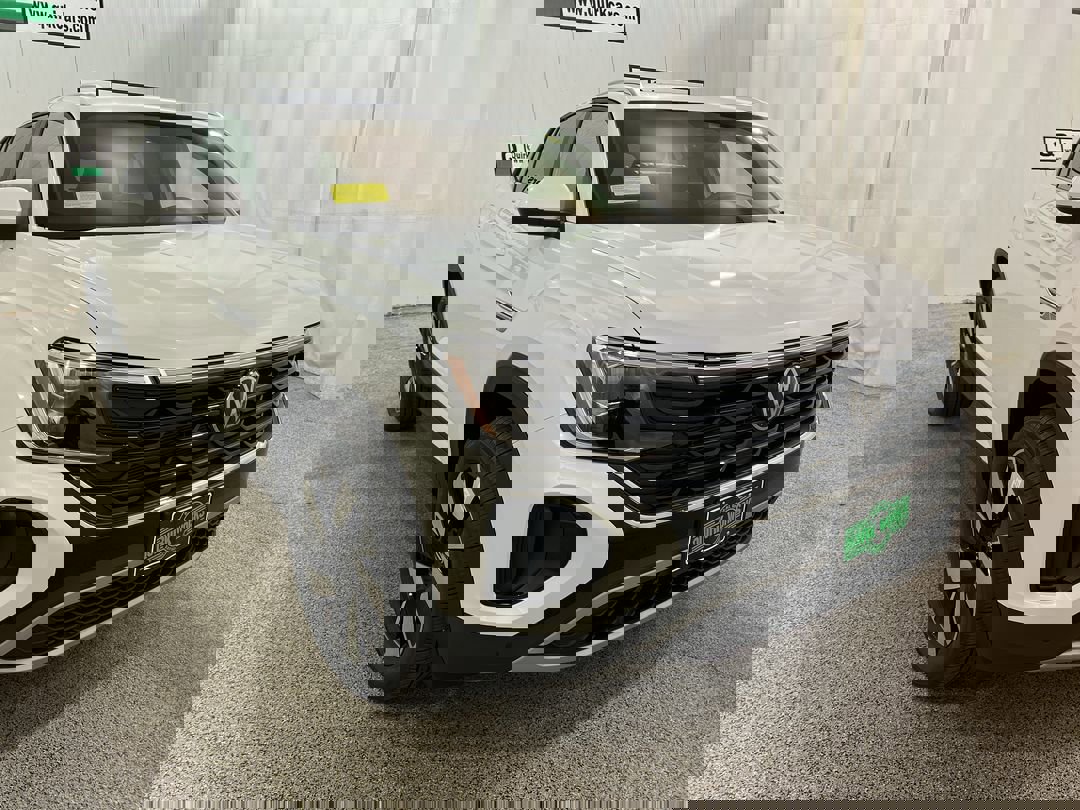 2026 Volkswagen Atlas Cross Sport SE w/Tech's photo