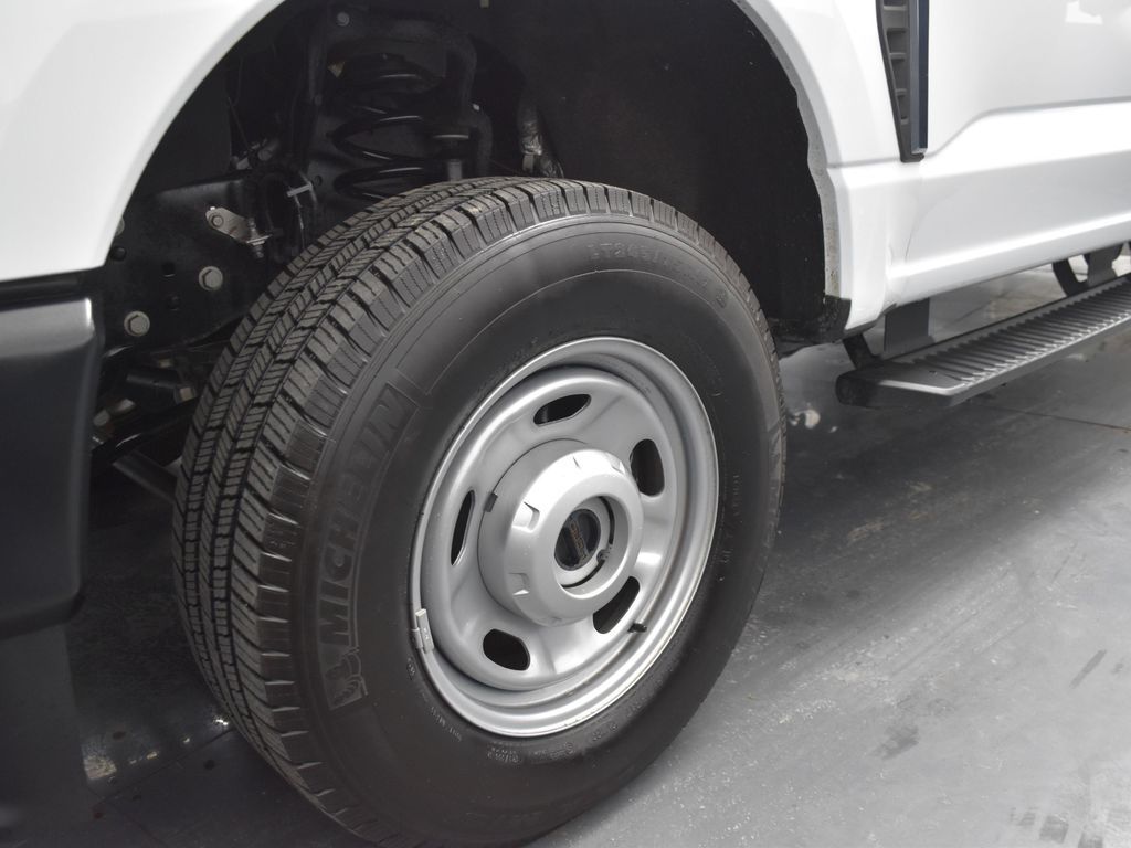 2024 Ford F-250 photo 22