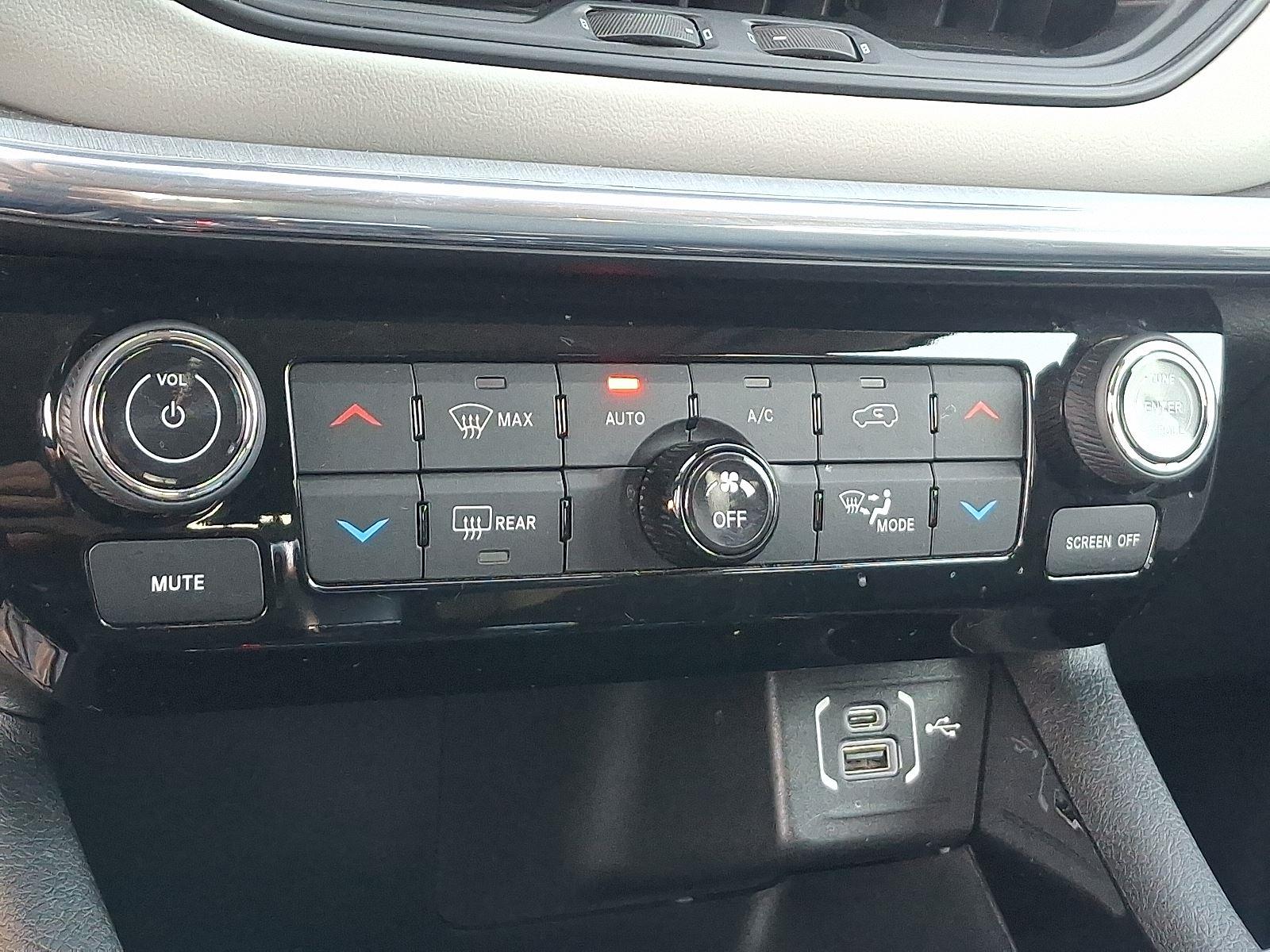 2022 Jeep Compass Limited photo 14