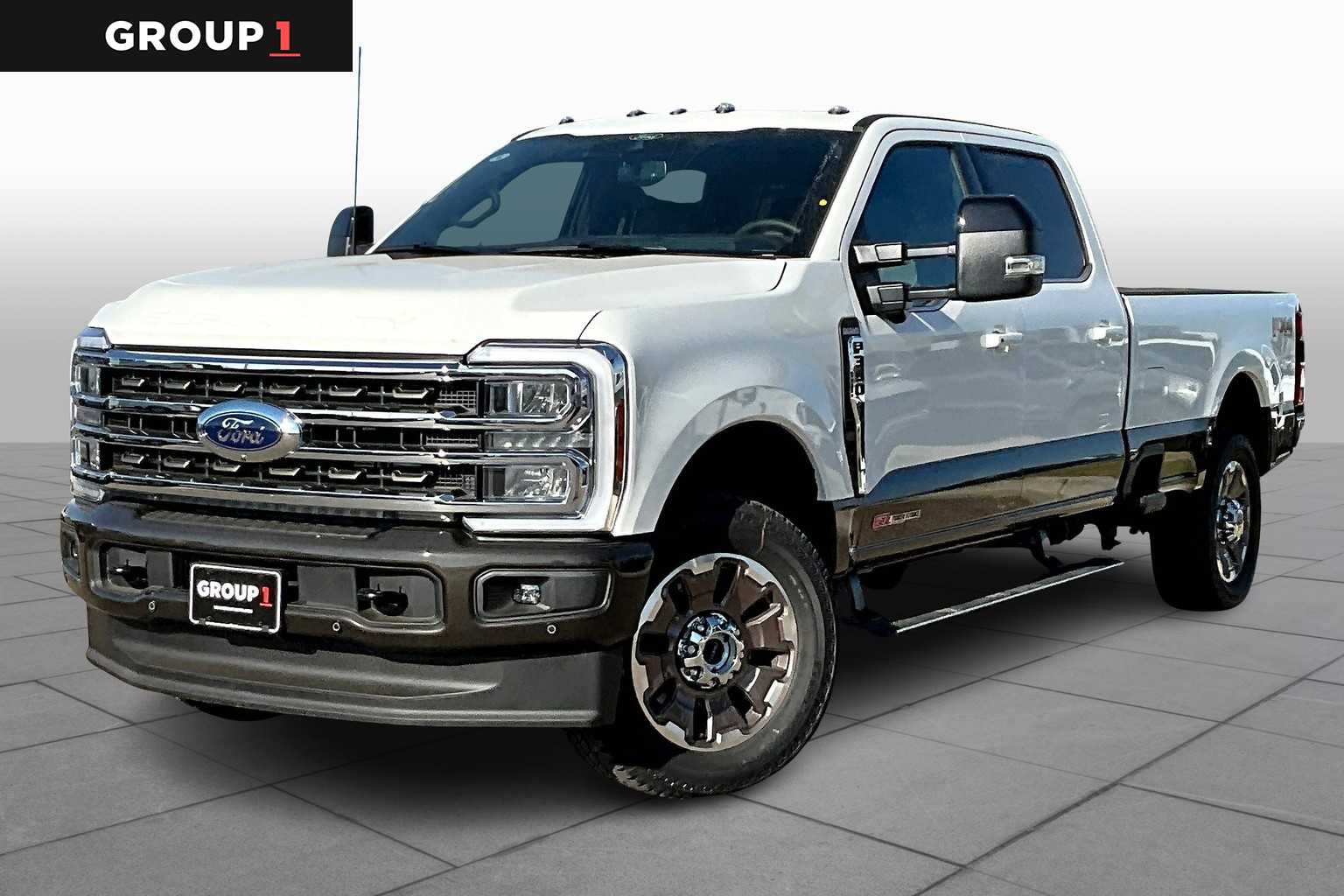2025 Ford F-350 Super Duty King Ranch's photo