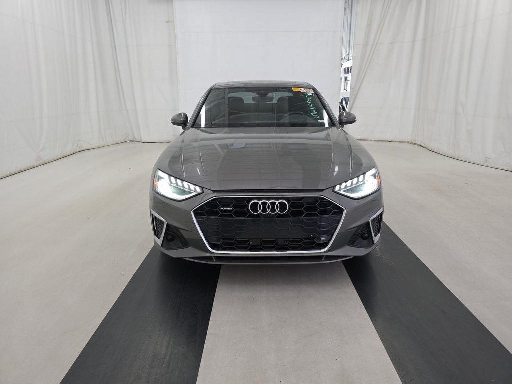 2023 Audi A4 45 S line Prestige Quattro photo 2