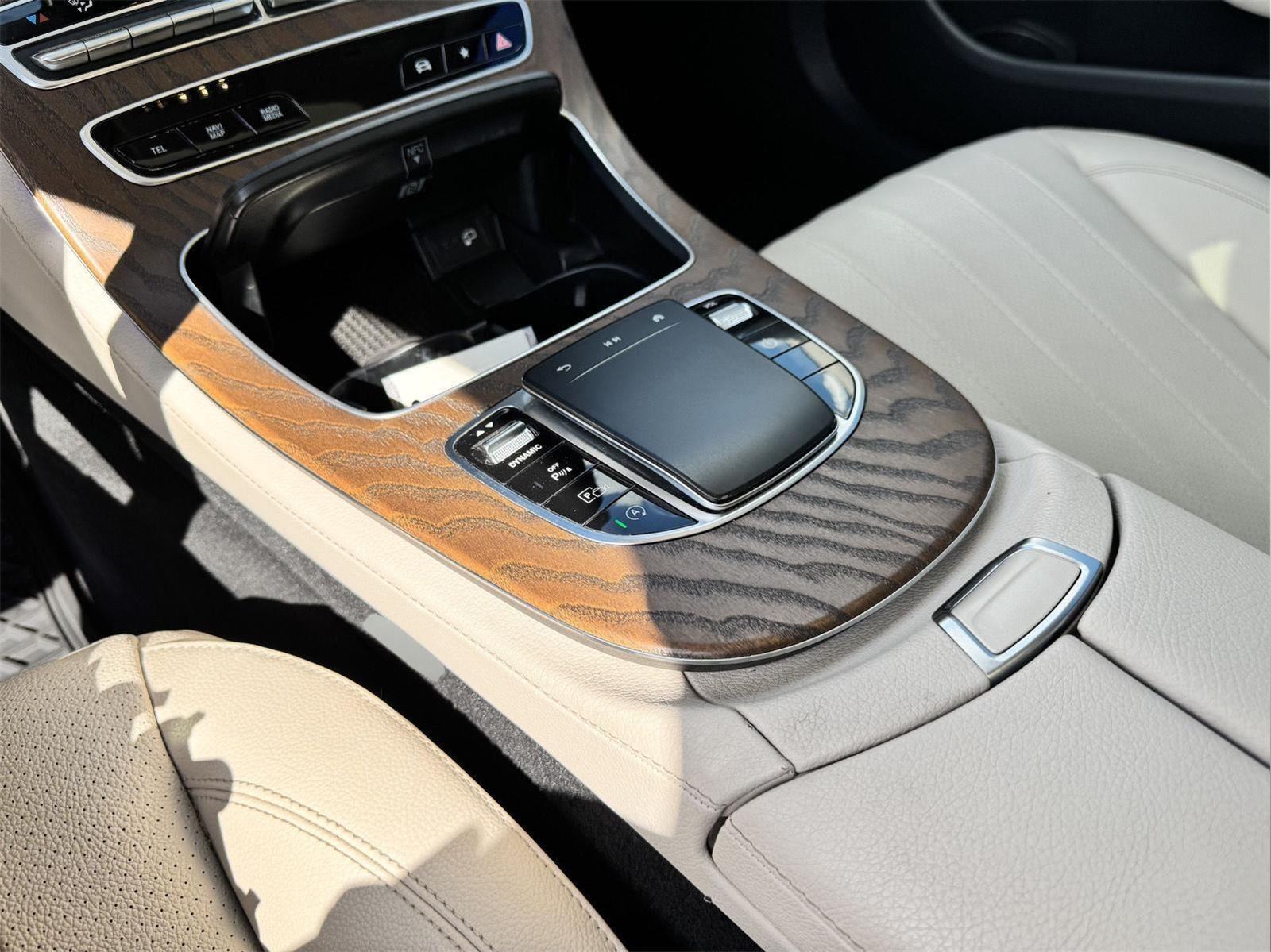 2021 Mercedes Benz E 350 photo 17