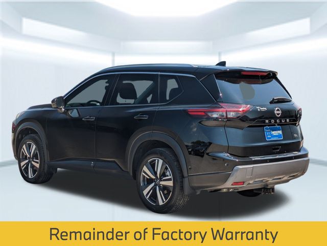 2024 Nissan Rogue SL photo 3