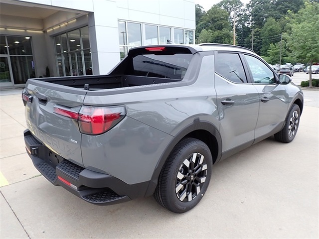 2026 Hyundai Santa Cruz SEL photo 2