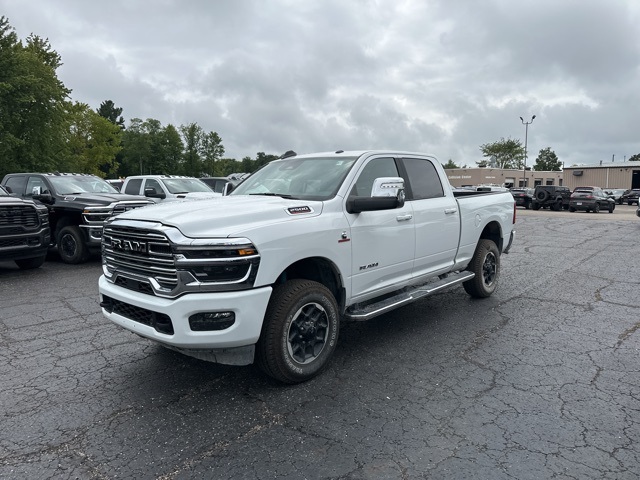 2025 Ram 2500 Laramie photo 4