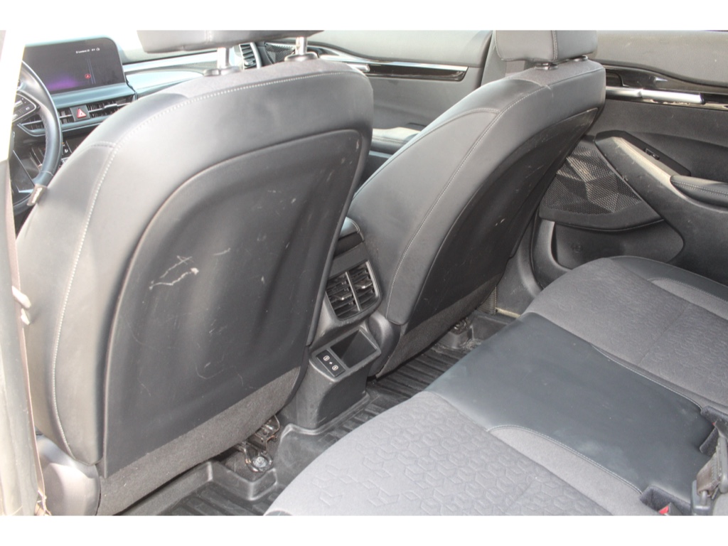 2024 Kia Seltos X-Line photo 14