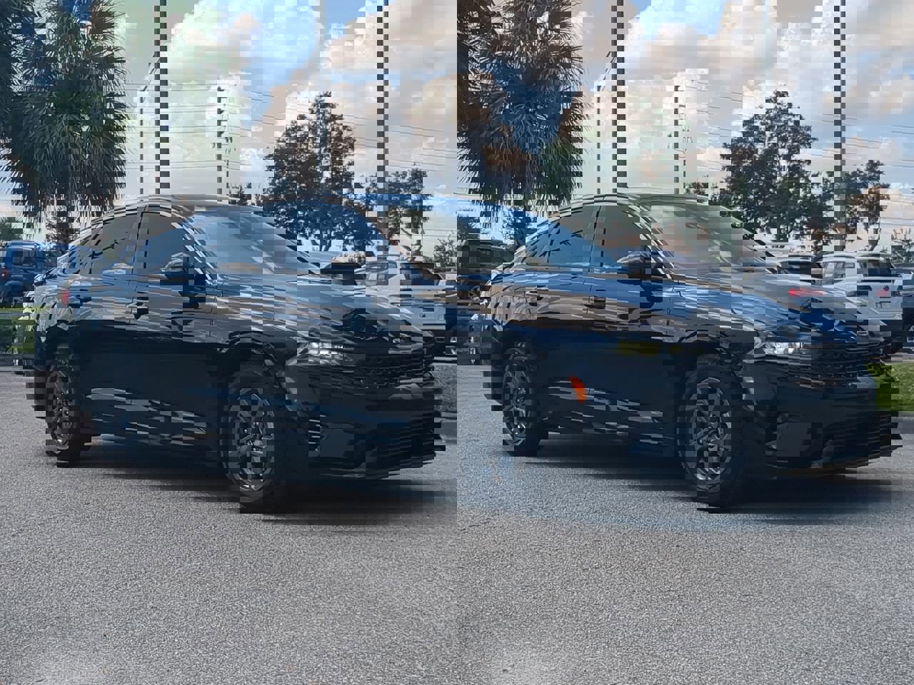 2021 Kia K5 LX photo 2