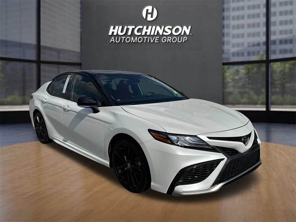 2024 Toyota Camry XSE's photo