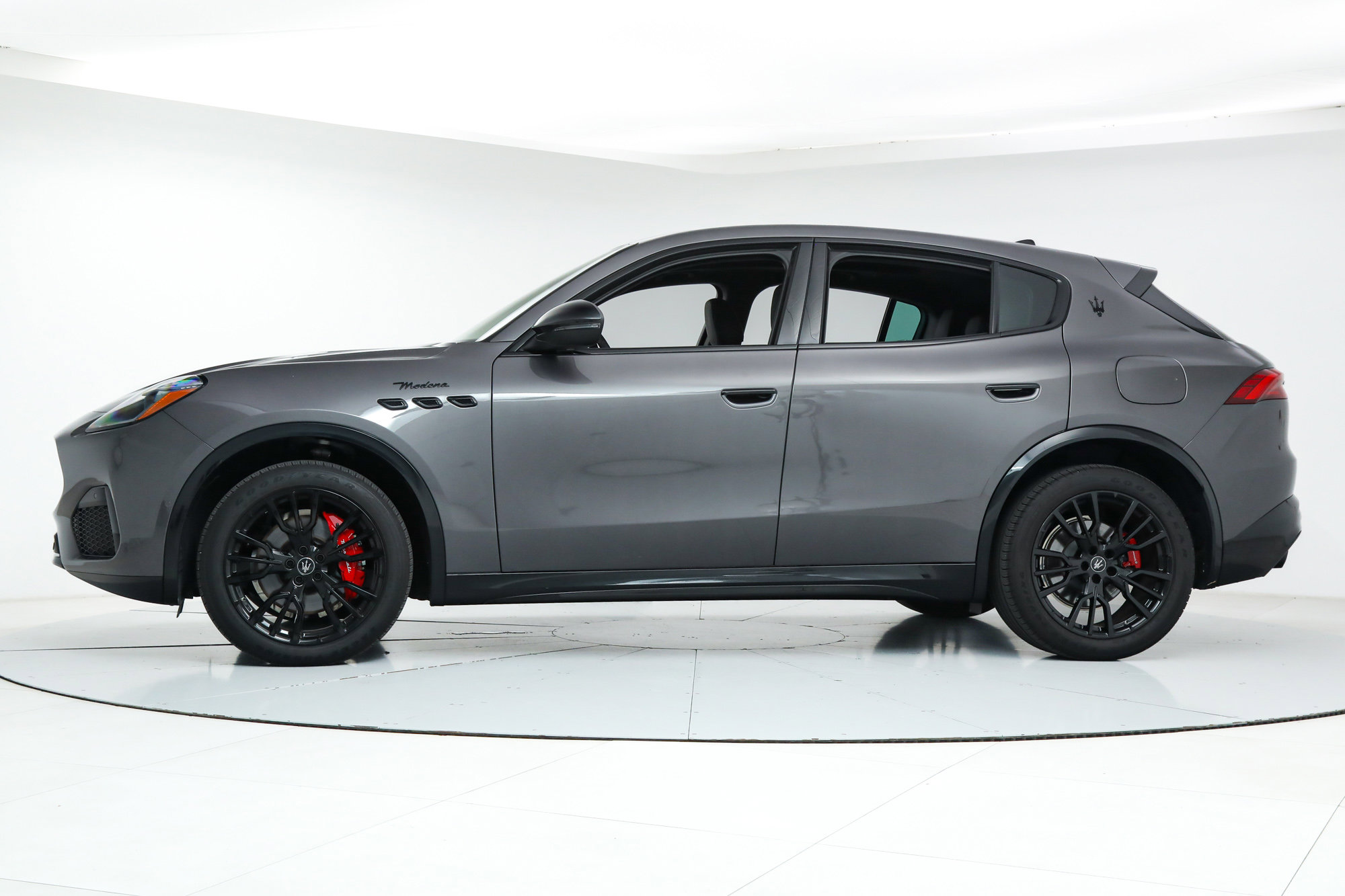 2025 Maserati Grecale Modena photo 2
