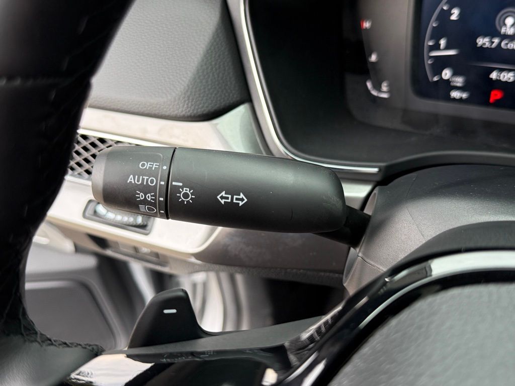 2025 Acura Integra Base photo 25