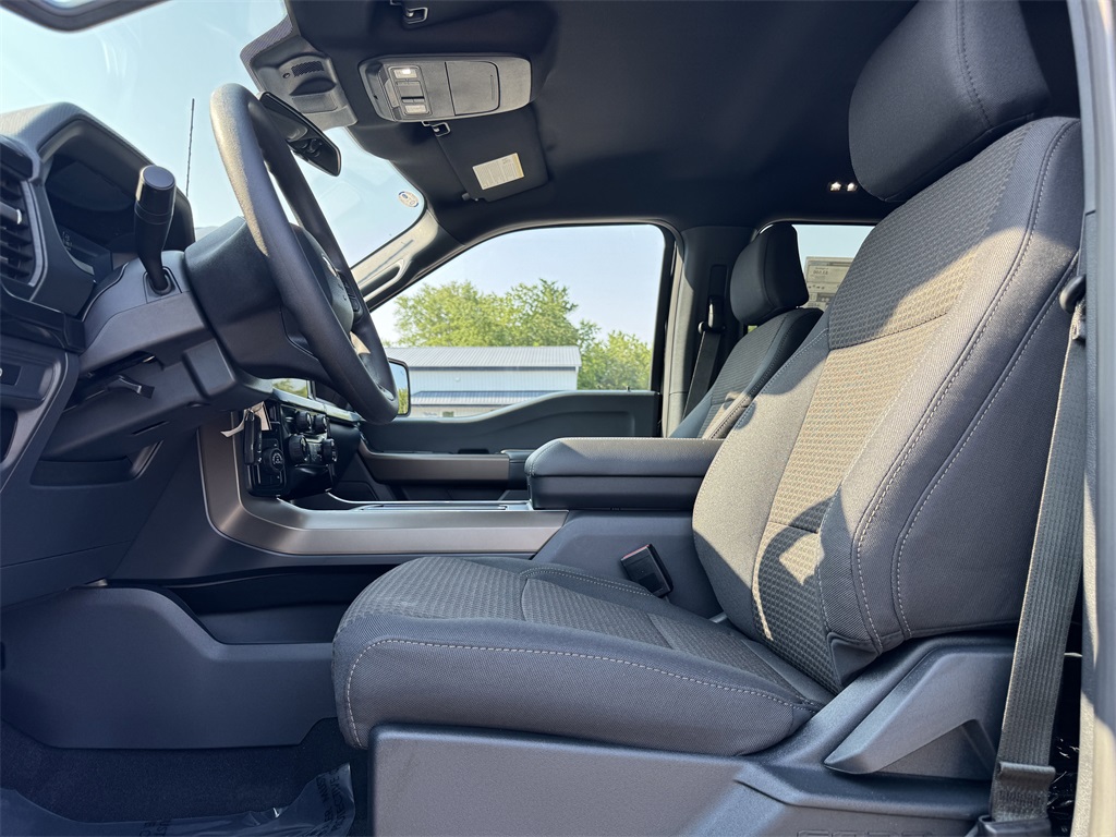 2025 Ford F-150 STX photo 20