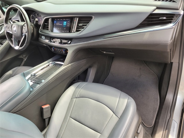 2023 Buick Enclave Essence photo 16