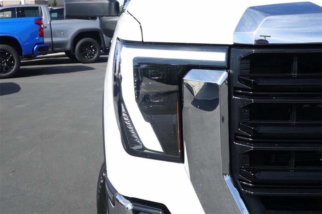 2025 Gmc Sierra 2500 HD Pro photo 4