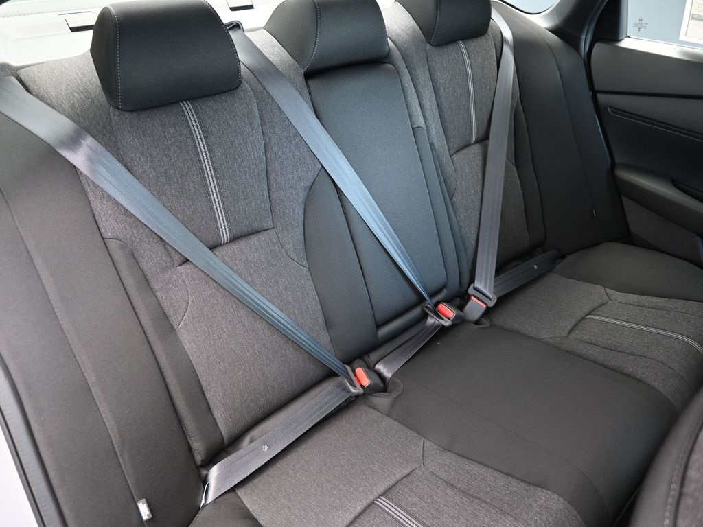 2025 Honda Accord Hybrid Sport photo 33