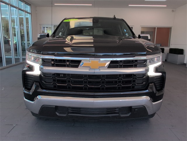 2022 Chevrolet Silverado 1500 LT photo 3