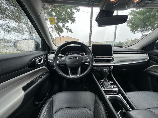 2022 Jeep Compass Limited photo 15