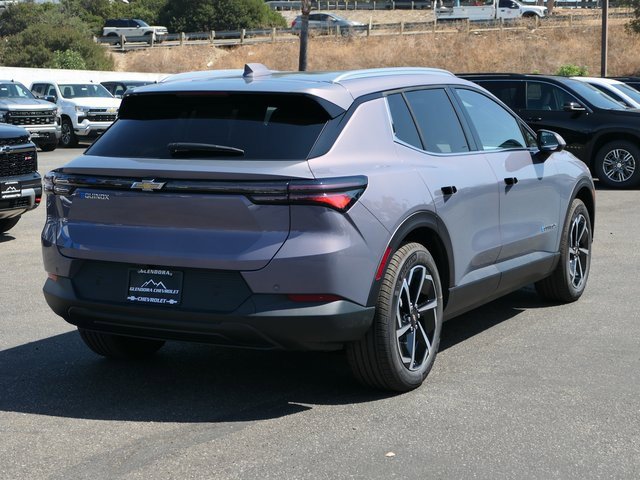 2026 Chevrolet Equinox LT photo 3