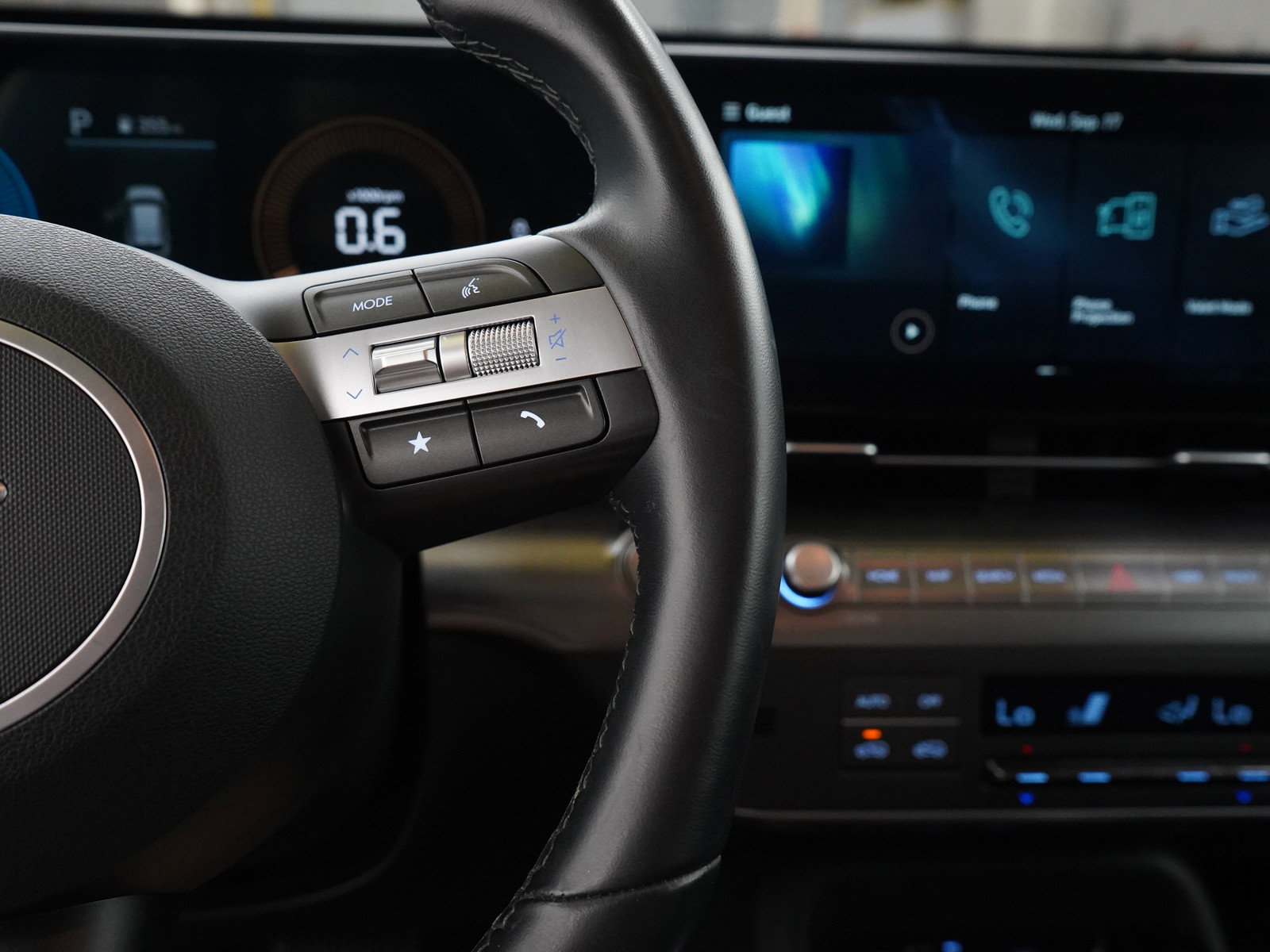 2024 Hyundai Kona SEL photo 22