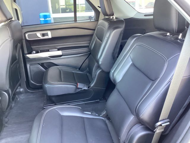 2022 Ford Explorer XLT photo 14