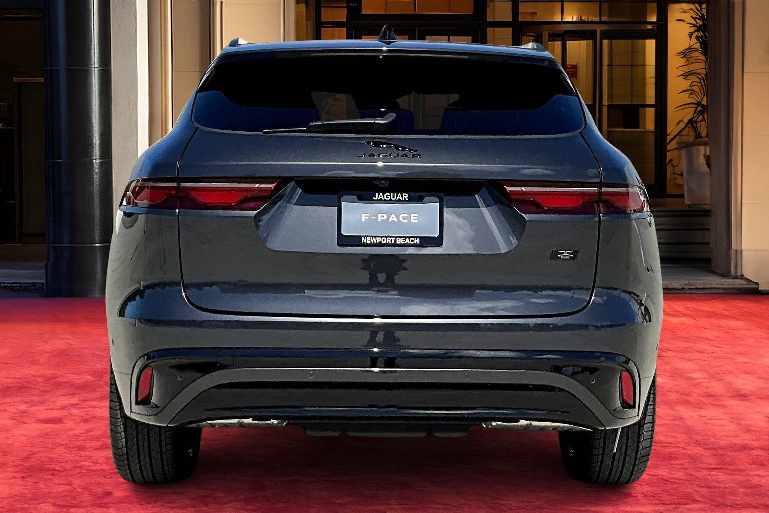 2026 Jaguar F-PACE P250 R-Dynamic S photo 3