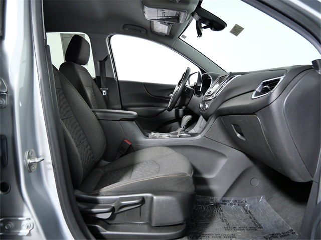 2021 Chevrolet Equinox LT photo 11