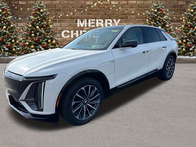 2024 Cadillac LYRIQ Sport 2's photo