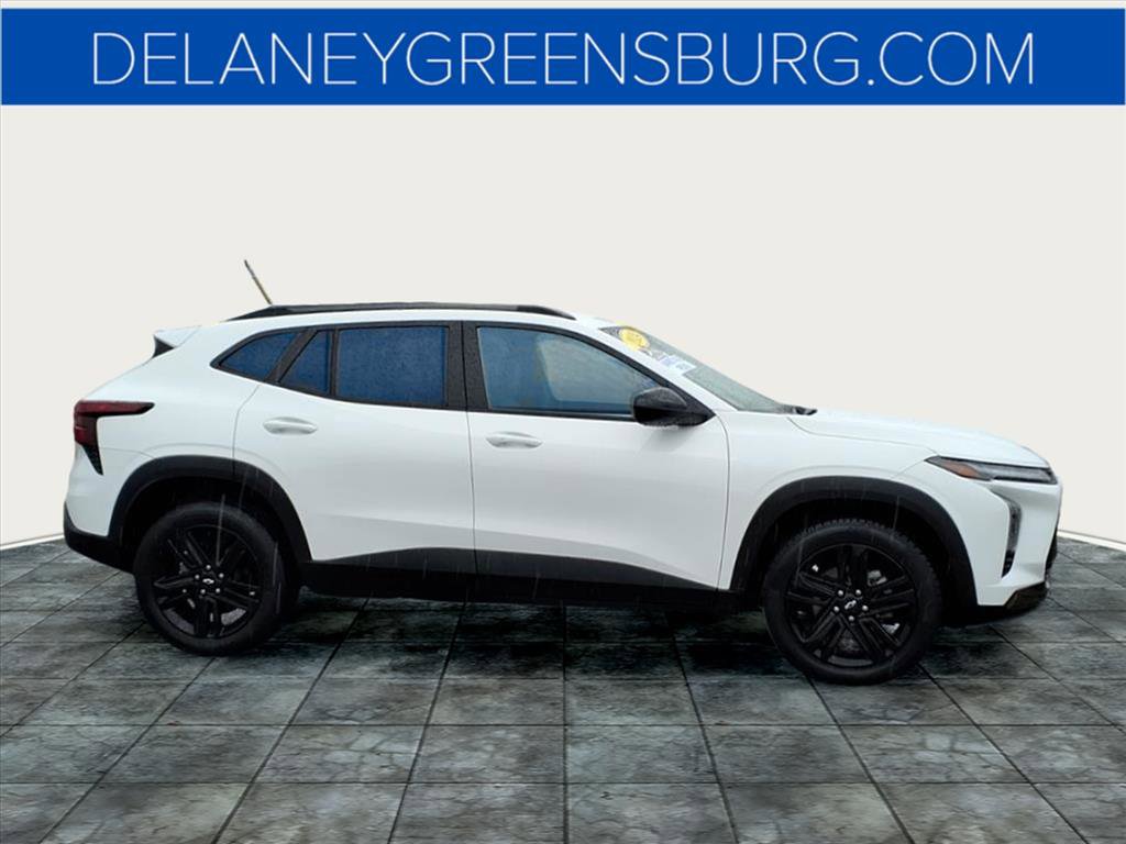 2024 Chevrolet Trax ACTIV photo 2