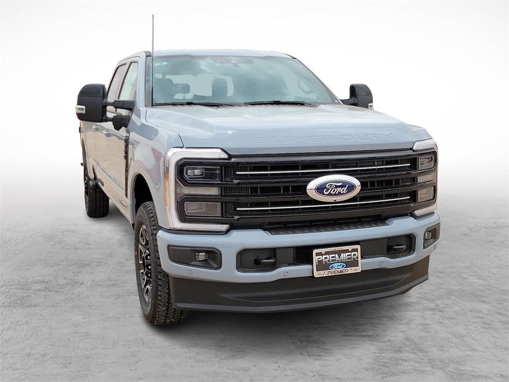 2025 Ford F-350 photo 2