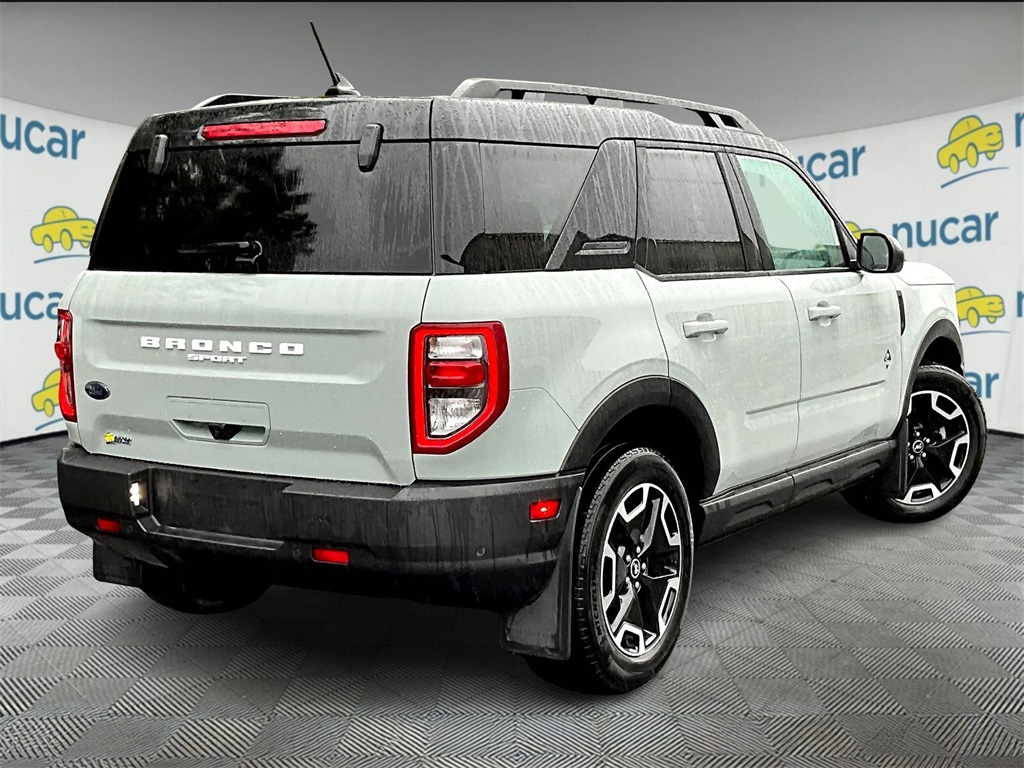 2023 Ford Bronco Sport Outer Banks photo 6