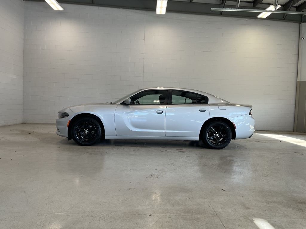 2022 Dodge Charger SXT photo 3