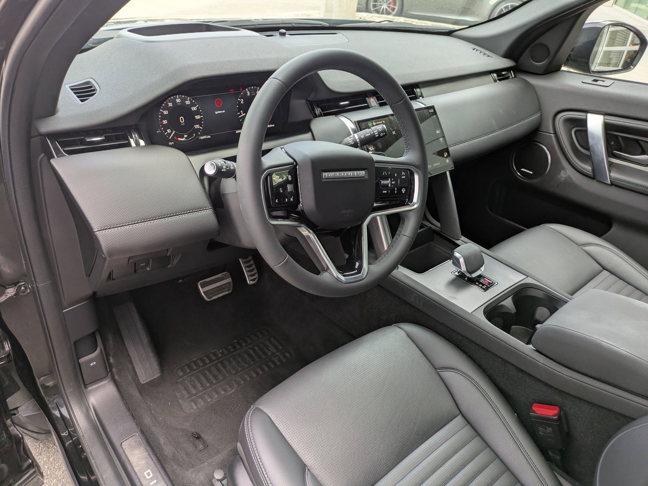 2024 Land Rover Discovery Sport Dynamic SE photo 13