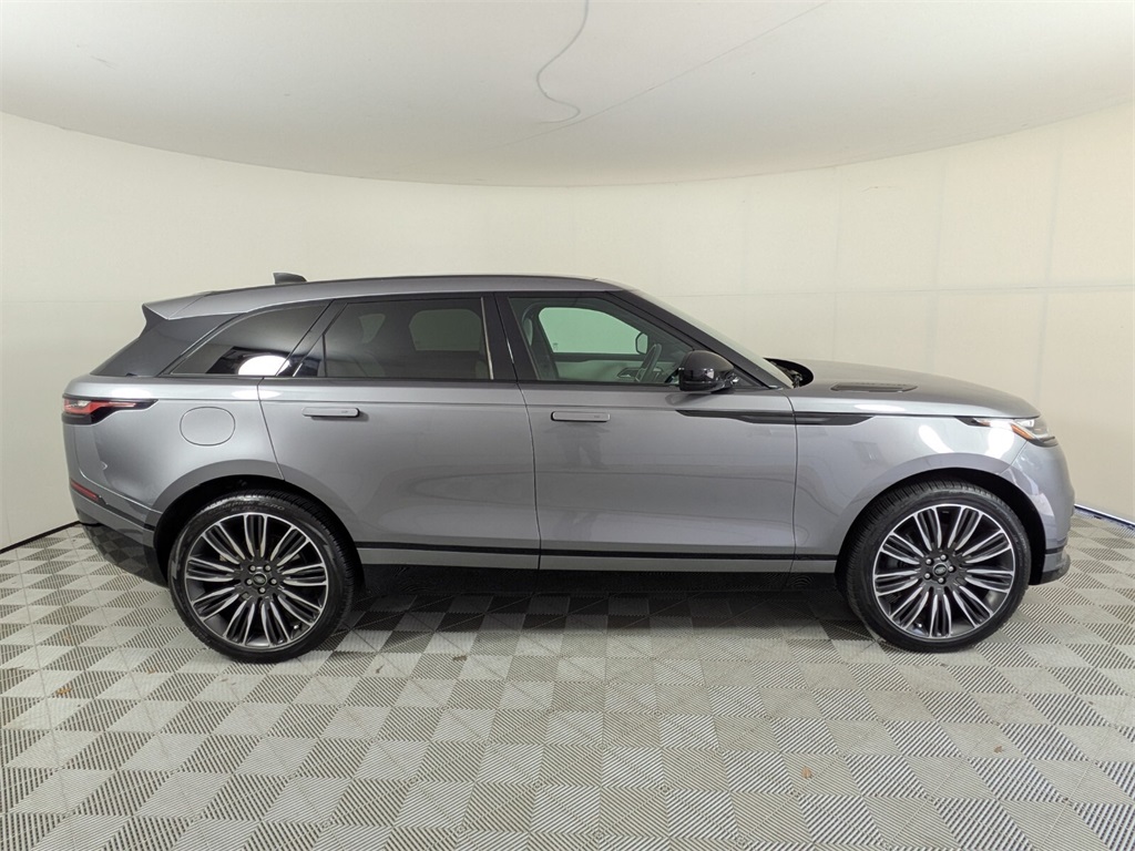 2023 Land Rover Range Rover Velar R-Dynamic S photo 3