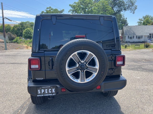 2023 Jeep Wrangler Sahara photo 17