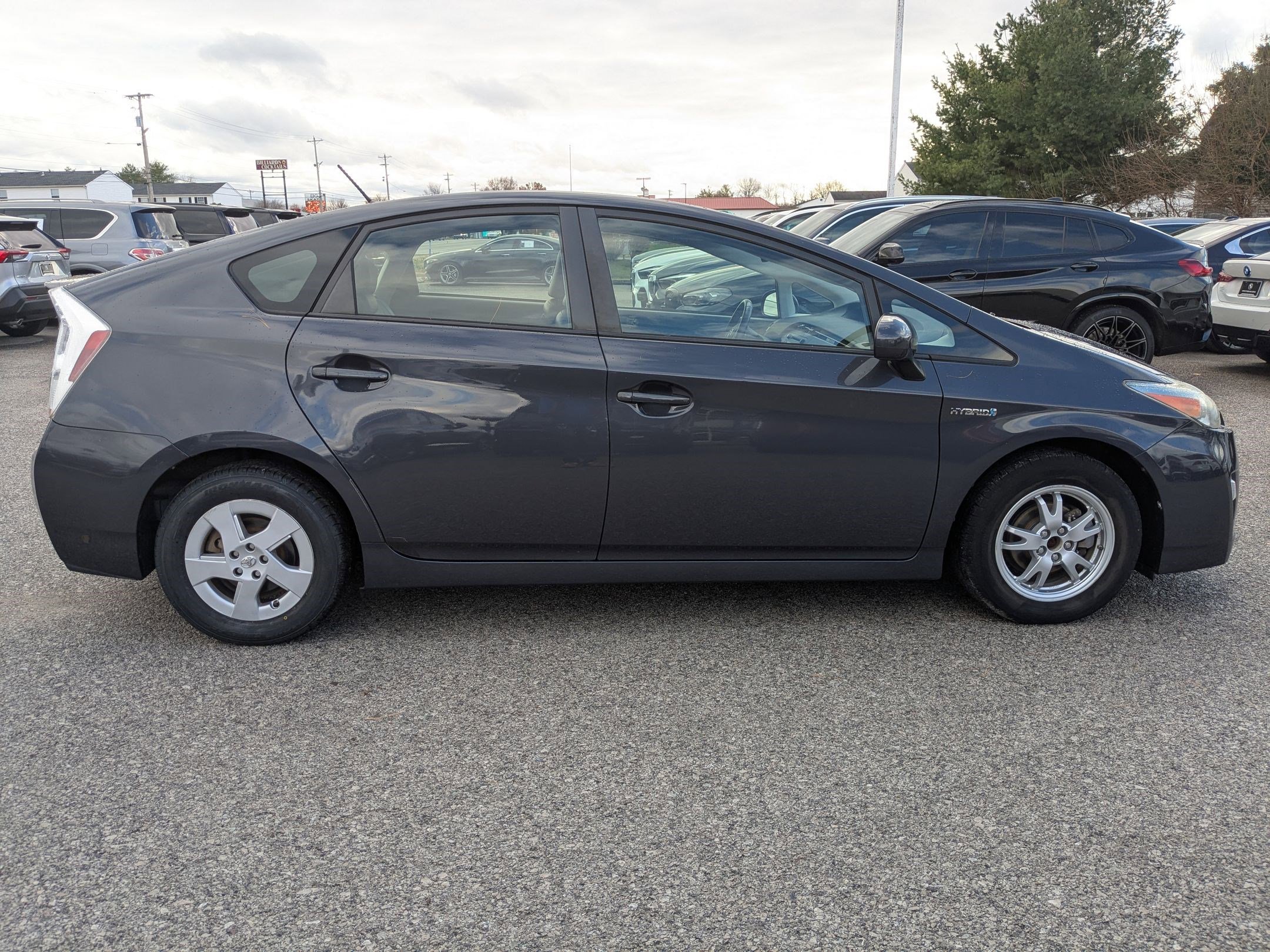 2011 Toyota Prius Four photo 4