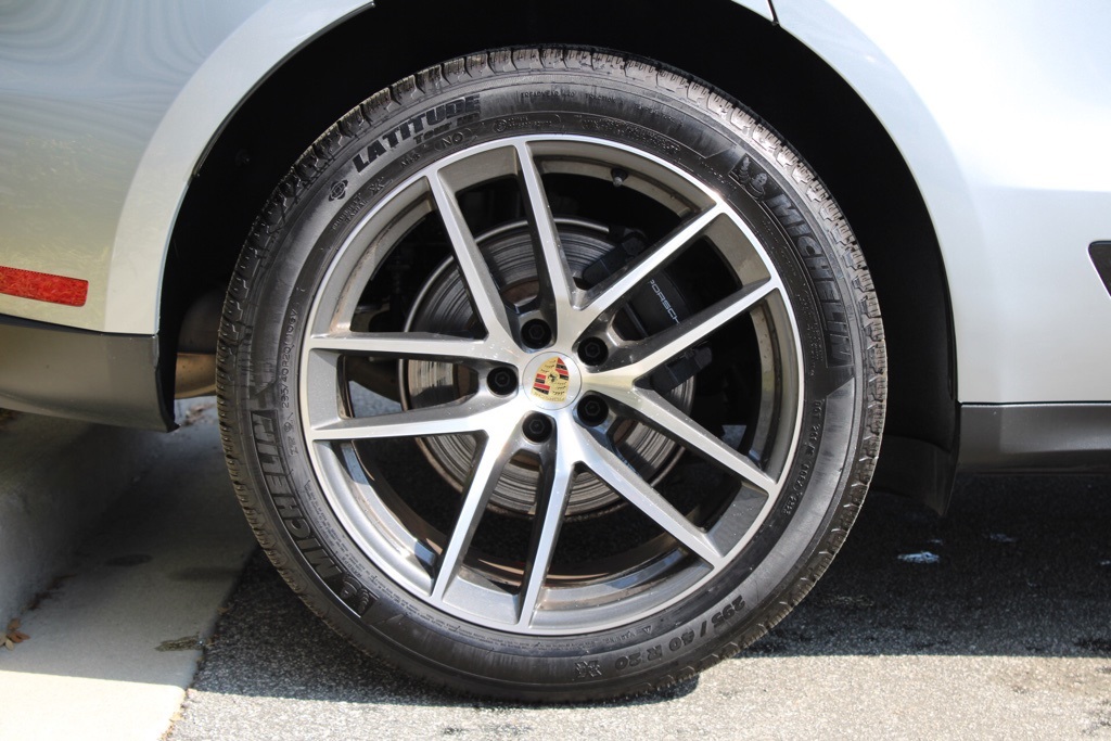 2024 Porsche Macan Base photo 15
