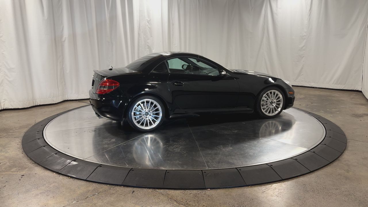 2005 Mercedes Benz SLK 55 AMG photo 2