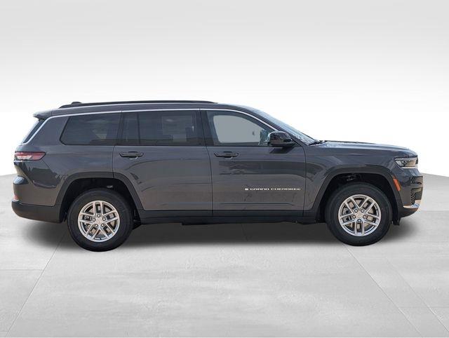 2025 Jeep Grand Cherokee Laredo X photo 5