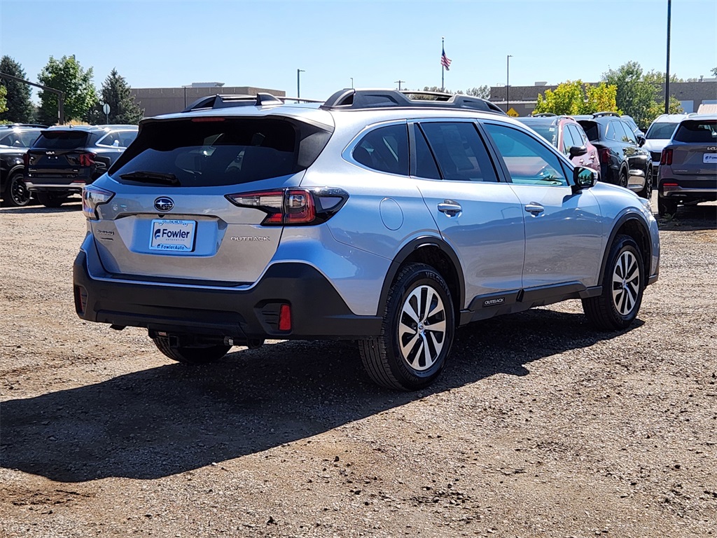 2022 Subaru Outback Premium photo 3