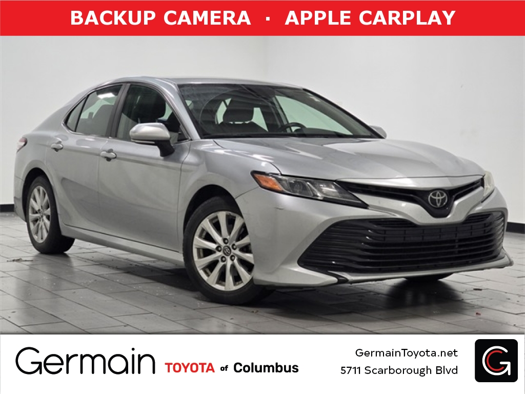 2019 Toyota Camry LE's photo