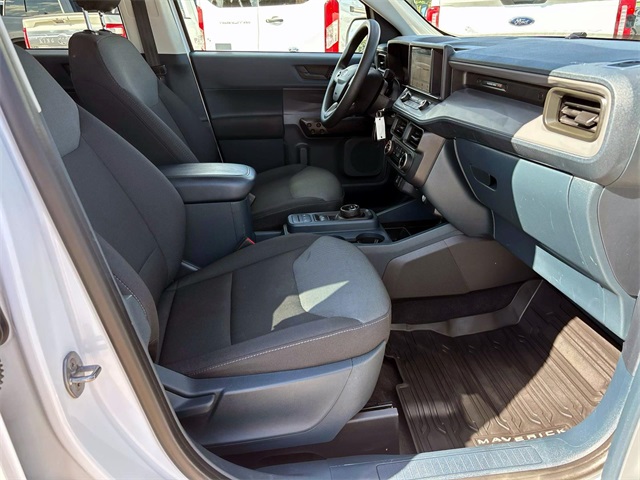 2024 Ford Maverick XL photo 13