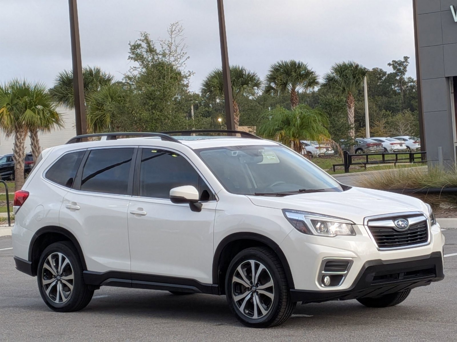 2019 Subaru Forester Limited photo 2