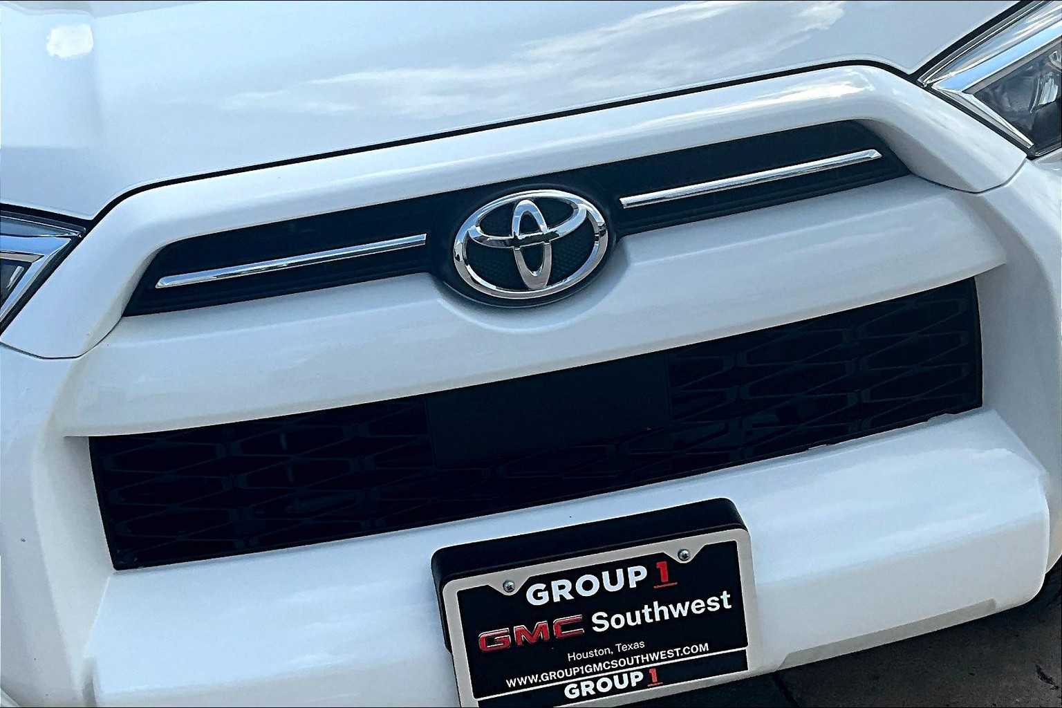 2023 Toyota 4Runner SR5 photo 28